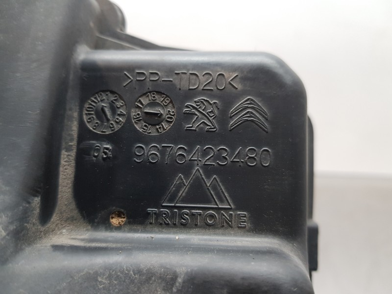 Recambio de filtro aire para peugeot expert furgón pro bluehdi referencia OEM IAM 9676423480   Recambio de filtro aire para peugeot expert furgón pro bluehdi referencia OEM IAM 9676423480