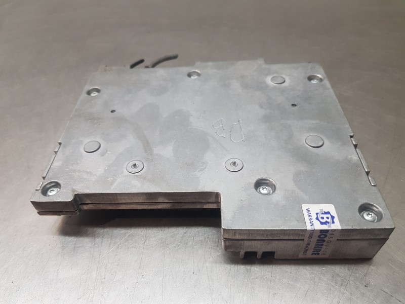 Recambio de modulo electronico para toyota auris touring sports (e18) bisiness referencia OEM IAM 868400W013  