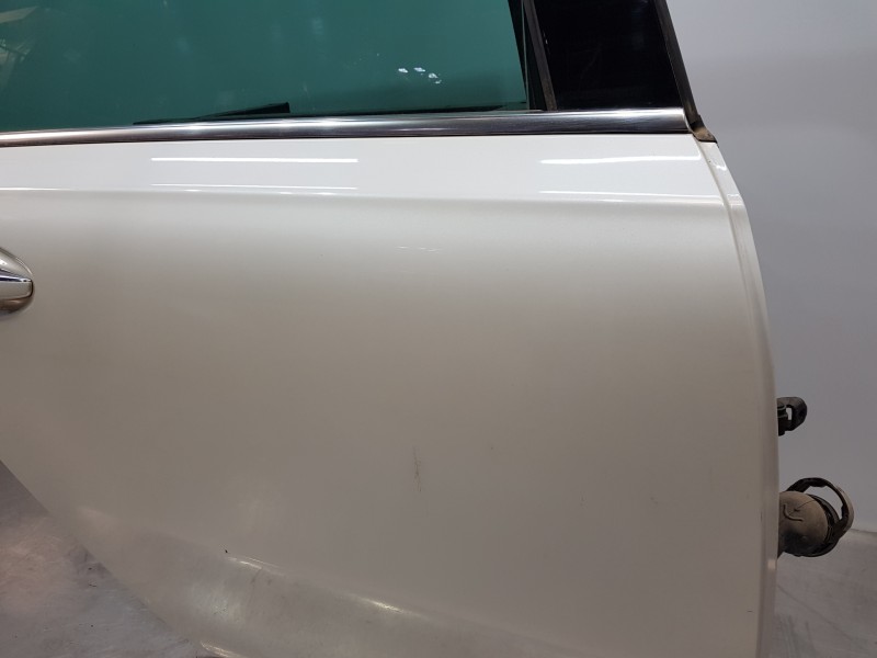 Recambio de puerta trasera derecha para peugeot 508 sw gt line referencia OEM IAM 9008Y0  