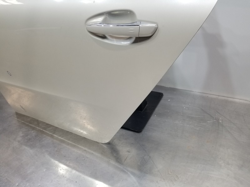 Recambio de puerta trasera izquierda para peugeot 508 sw gt line referencia OEM IAM 9006S7  