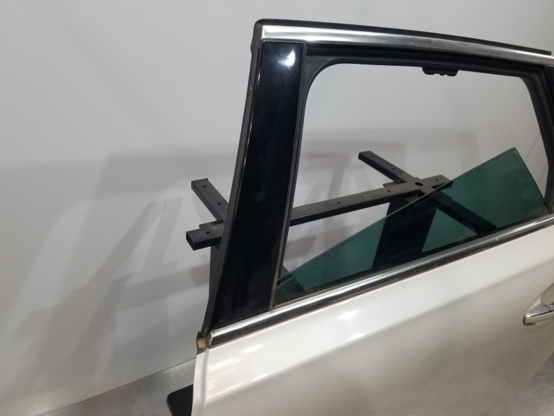 Recambio de puerta trasera izquierda para peugeot 508 sw gt line referencia OEM IAM 9006S7  
