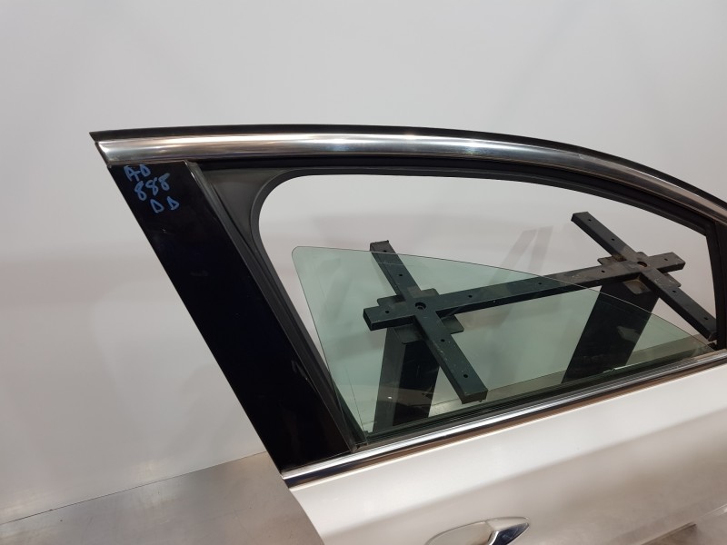 Recambio de puerta delantera derecha para peugeot 508 sw gt line referencia OEM IAM 9677683980  