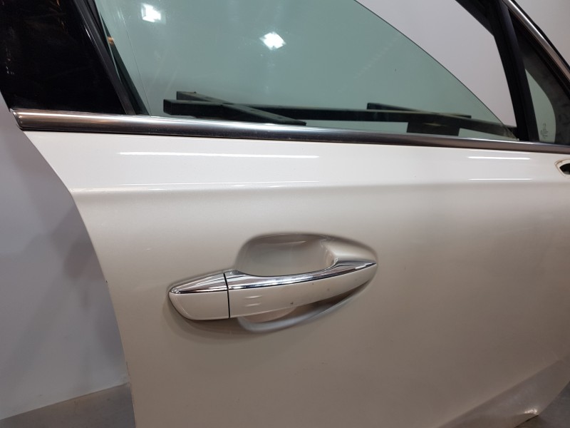 Recambio de puerta delantera derecha para peugeot 508 sw gt line referencia OEM IAM 9677683980  