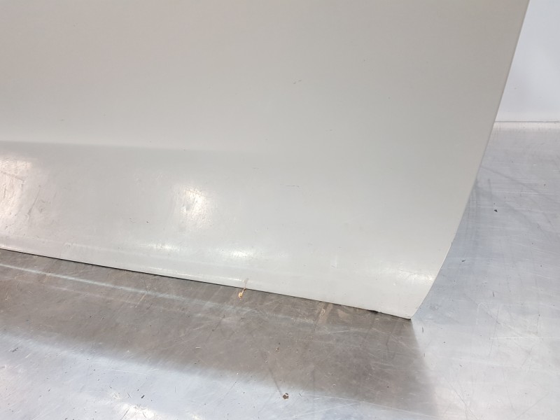 Recambio de puerta delantera derecha para peugeot 508 sw gt line referencia OEM IAM 9677683980  