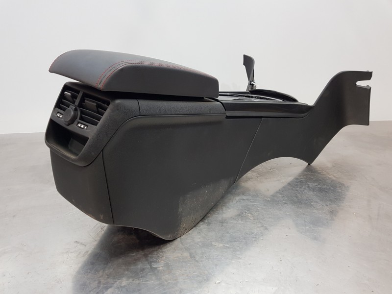 Recambio de juego asientos completo para peugeot 508 sw gt line referencia OEM IAM 884794 8847C0 