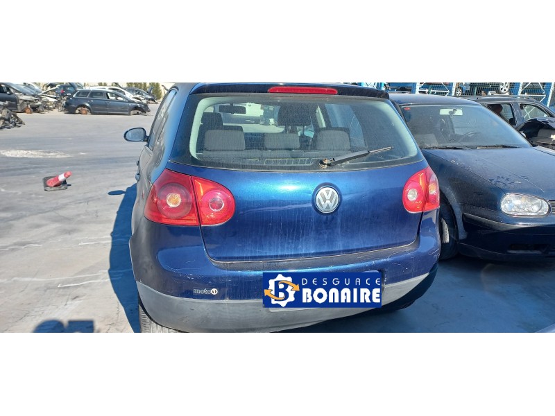 volkswagen golf v berlina (1k1) del año 2006