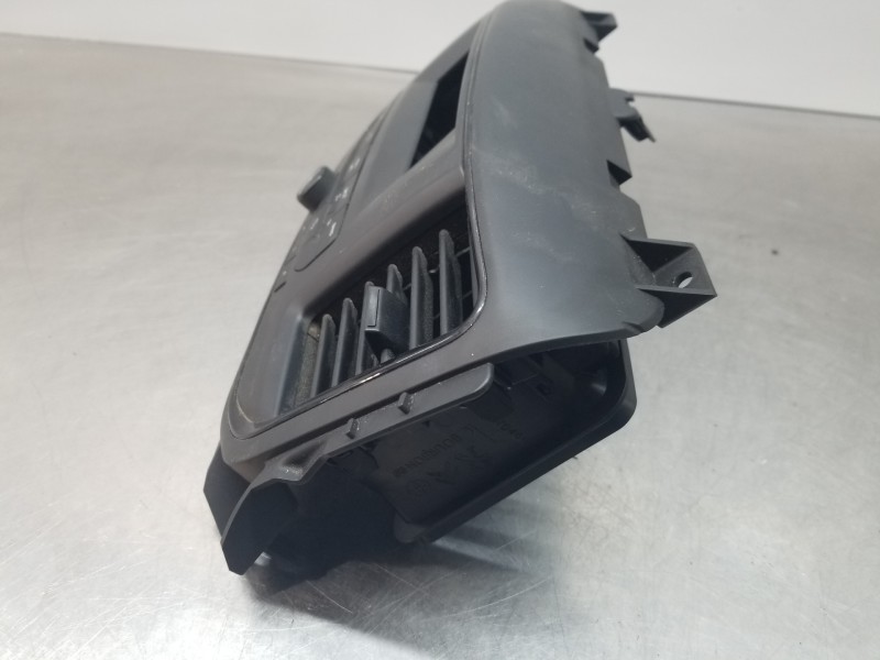 Recambio de sistema audio / radio cd para peugeot expert furgón pro bluehdi referencia OEM IAM 98120819ZD   Recambio de sistema audio / radio cd para peugeot expert furgón pro bluehdi referencia OEM IAM 98120819ZD