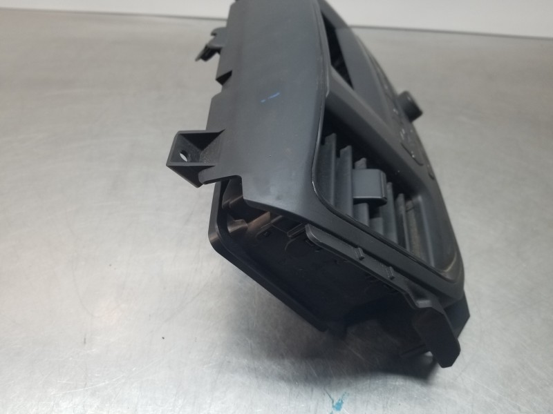 Recambio de sistema audio / radio cd para peugeot expert furgón pro bluehdi referencia OEM IAM 98120819ZD   Recambio de sistema audio / radio cd para peugeot expert furgón pro bluehdi referencia OEM IAM 98120819ZD