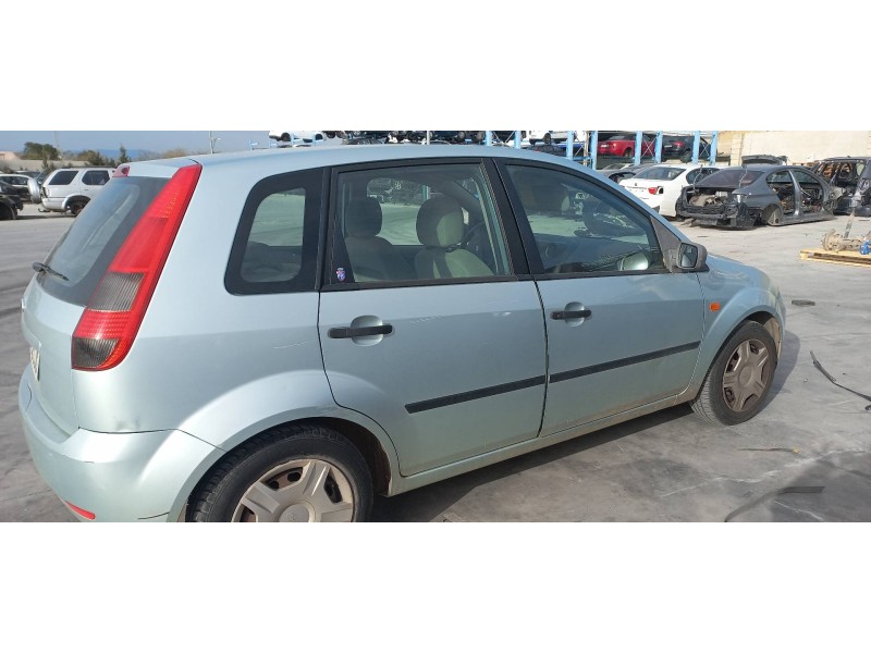 ford fiesta (cbk) del año 2001