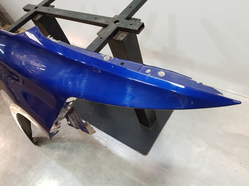 Recambio de aleta delantera derecha para citroen c4 picasso puretech referencia OEM IAM 9816714380  