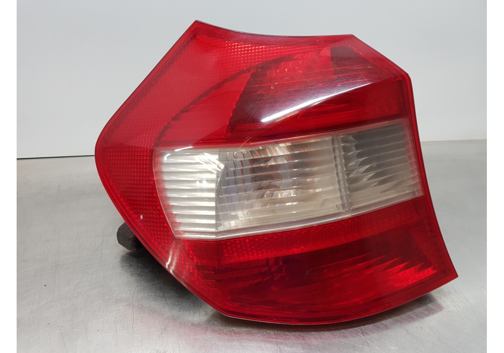 Recambio de piloto trasero izquierdo para bmw serie 1 berlina (e81/e87) 116i referencia OEM IAM 63216924501 63210397034 6924501