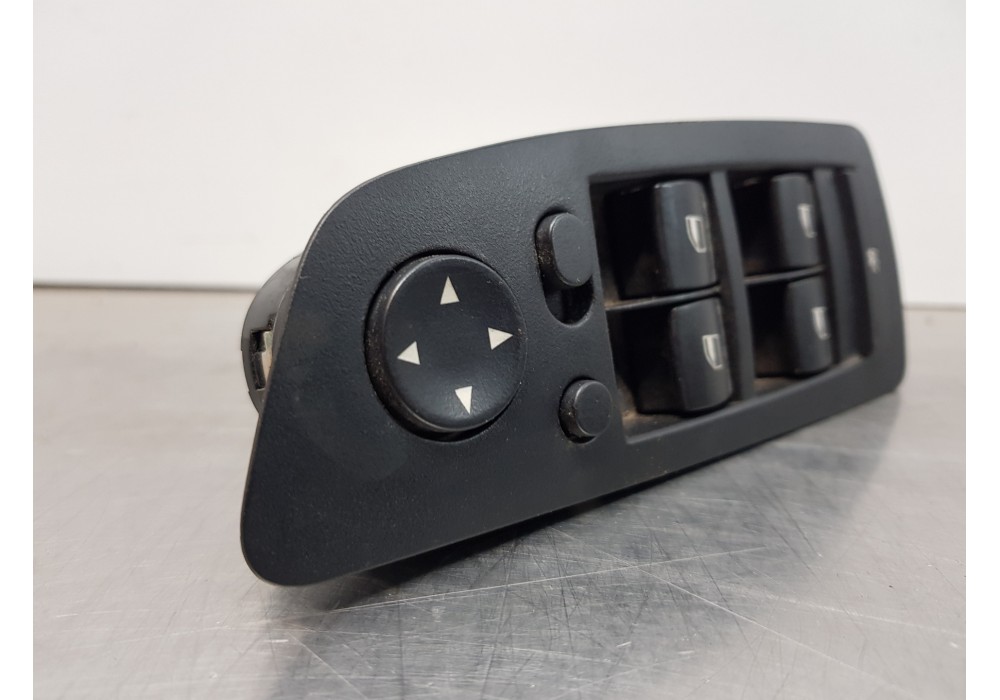 Recambio de mando elevalunas delantero izquierdo para bmw serie 1 berlina (e81/e87) 116i referencia OEM IAM 61319217235 6970216  Recambio de mando elevalunas delantero izquierdo para bmw serie 1 berlina (e81/e87) 116i referencia OEM IAM 61319217235 6970216