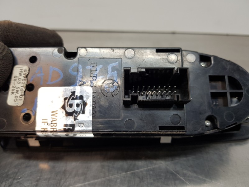 Recambio de mando elevalunas delantero izquierdo para bmw serie 1 berlina (e81/e87) 116i referencia OEM IAM 61319217235 6970216  Recambio de mando elevalunas delantero izquierdo para bmw serie 1 berlina (e81/e87) 116i referencia OEM IAM 61319217235 6970216