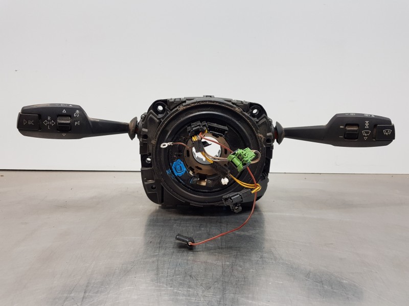 Recambio de anillo airbag para bmw serie 1 berlina (e81/e87) 116i referencia OEM IAM 6989557 61319122509  Recambio de anillo airbag para bmw serie 1 berlina (e81/e87) 116i referencia OEM IAM 6989557 61319122509