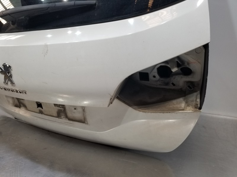 Recambio de porton trasero para peugeot 308 sw allure referencia OEM IAM 1611637180  