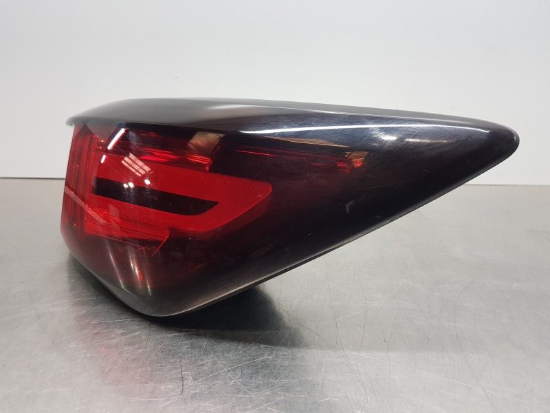 Recambio de piloto trasero derecho para mazda cx-3 (2019 - 2022) sky activ referencia OEM IAM DM4N51160A DM4N51160  Recambio de piloto trasero derecho para mazda cx-3 (2019 - 2022) sky activ referencia OEM IAM DM4N51160A DM4N51160