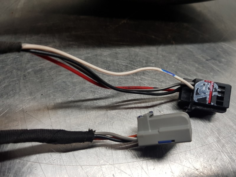 Recambio de retrovisor derecho para jeep compass ii multiair referencia OEM IAM 68365168AA 68365166AA  Recambio de retrovisor derecho para jeep compass ii multiair referencia OEM IAM 68365168AA 68365166AA