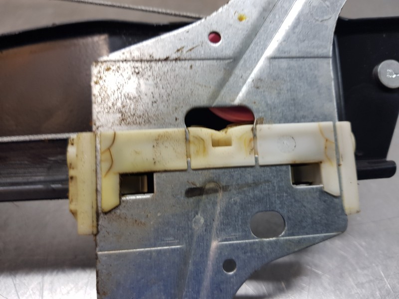 Recambio de elevalunas delantero derecho para peugeot 508 sw gt line referencia OEM IAM 9806086880 9806085180 