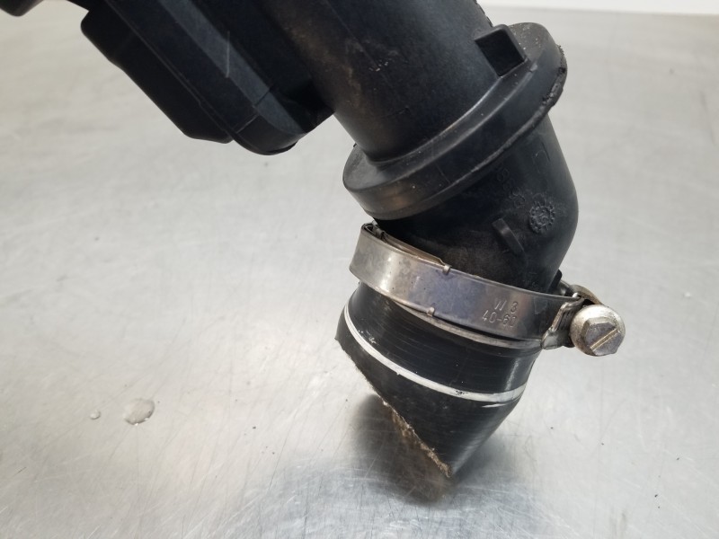 Recambio de tubo presion turbocompresor para peugeot 508 sw gt line referencia OEM IAM 9675758280  