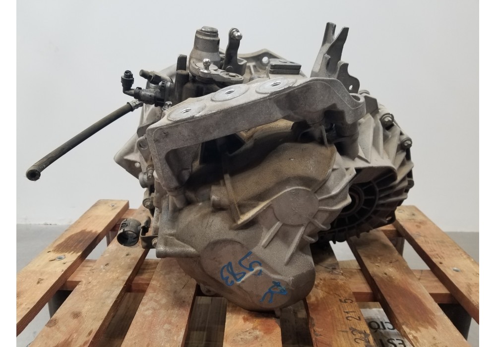 Recambio de caja cambios para opel astra k sports tourer dynamic start/stop referencia OEM IAM 55486827 55574460 