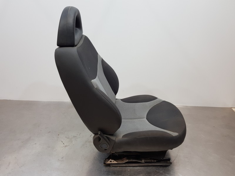 Recambio de asiento delantero izquierdo para citroen c3 pluriel exclusive referencia OEM IAM 884572  