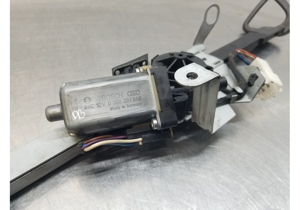 Recambio de cinturon seguridad delantero para mercedes clase clk (w209) coupe 270 referencia OEM IAM A2038600282 2038600282 0390