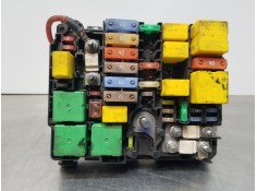 Recambio de caja reles / fusibles para peugeot 308 sw allure referencia OEM IAM 9804848580  