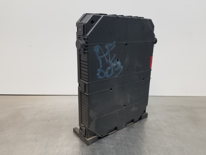 Recambio de caja reles / fusibles para peugeot 308 sw allure referencia OEM IAM 983079058 28625142 BSIEL3