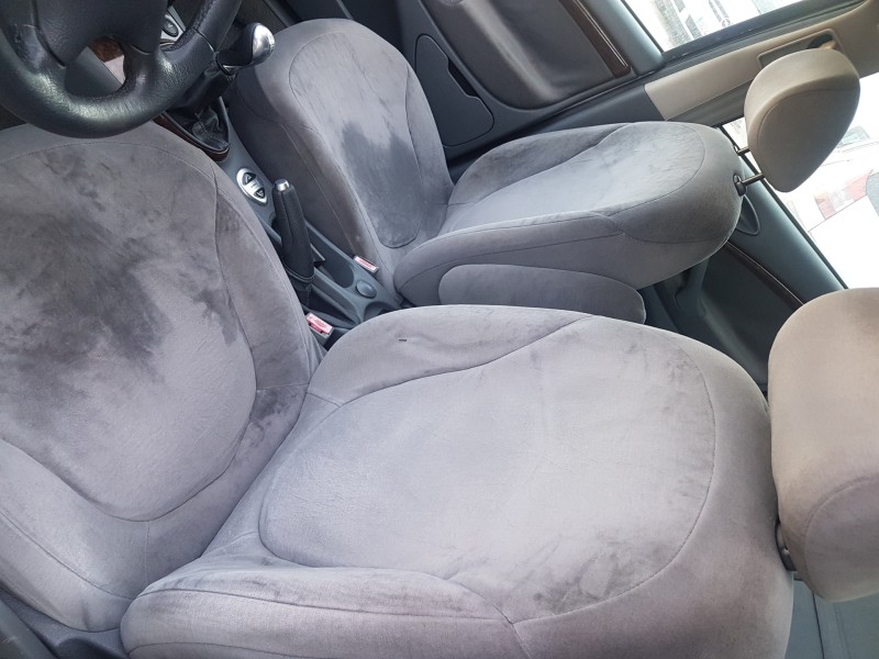 citroen c5 berlina del año 2001