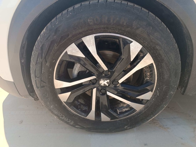 peugeot 2008 (p2) del año 2023