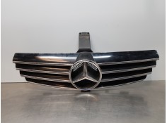Recambio de rejilla delantera para mercedes clase clk (w209) coupe 270 referencia OEM IAM A2098800123 A20988001239040 