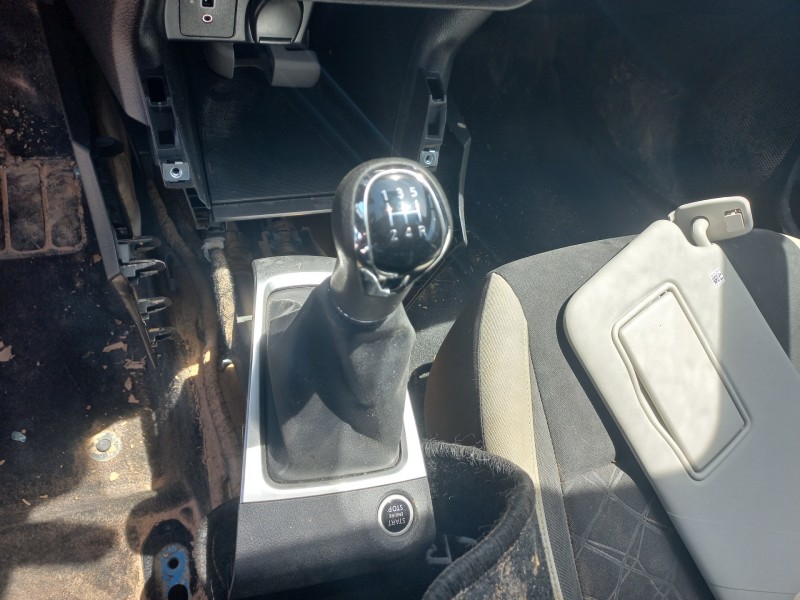 nissan micra v (k14) del año 2021