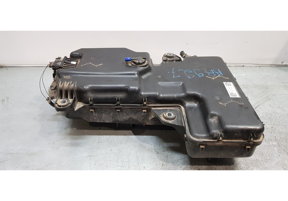 Recambio de deposito aditivo adblue fap ( deposito grande ) para volkswagen t6 transporter furgón referencia OEM IAM 7E0131877G 