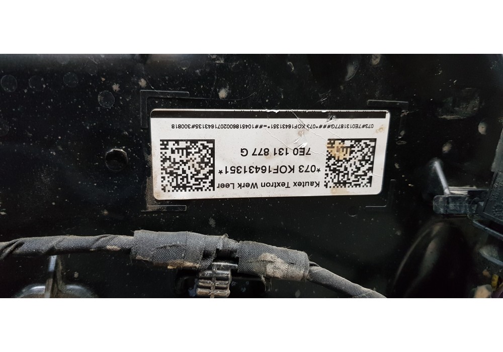 Recambio de deposito aditivo adblue fap ( deposito grande ) para volkswagen t6 transporter furgón referencia OEM IAM 7E0131877G 