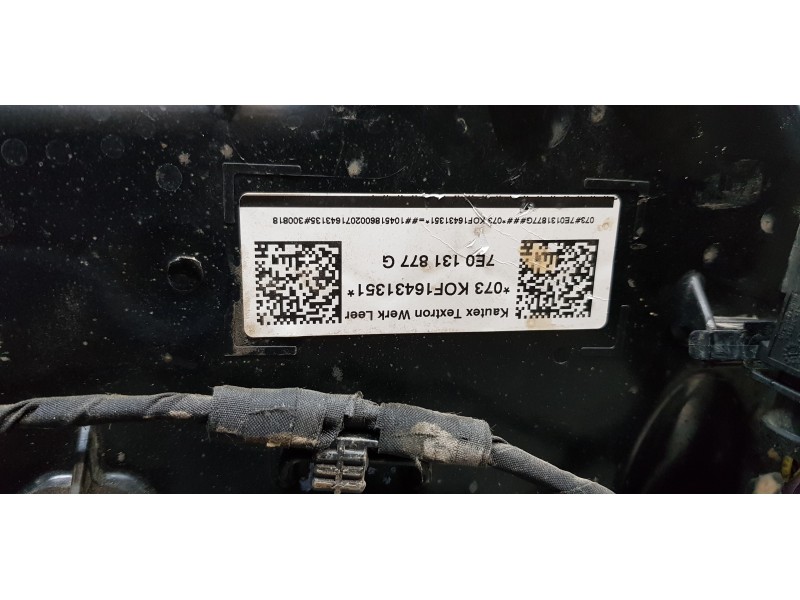 Recambio de deposito aditivo adblue fap ( deposito grande ) para volkswagen t6 transporter furgón referencia OEM IAM 7E0131877G 