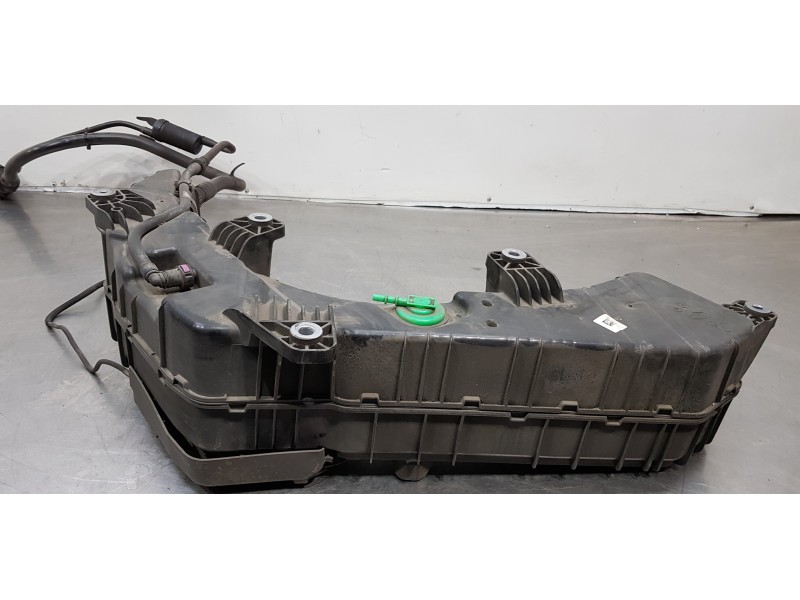 Recambio de deposito aditivo fap ( urea - adblue ) para renault scenic iv grand zen referencia OEM IAM 172A20026R  