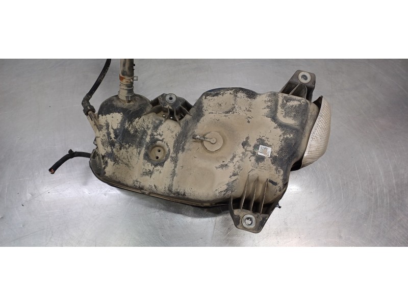 Recambio de deposito aditivo adblue fap ( deposito grande ) para hyundai tucson tecno sky referencia OEM IAM 31550N7000  