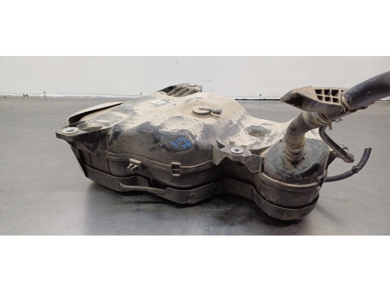 Recambio de deposito aditivo adblue fap ( deposito grande ) para hyundai tucson tecno sky referencia OEM IAM 31550N7000  