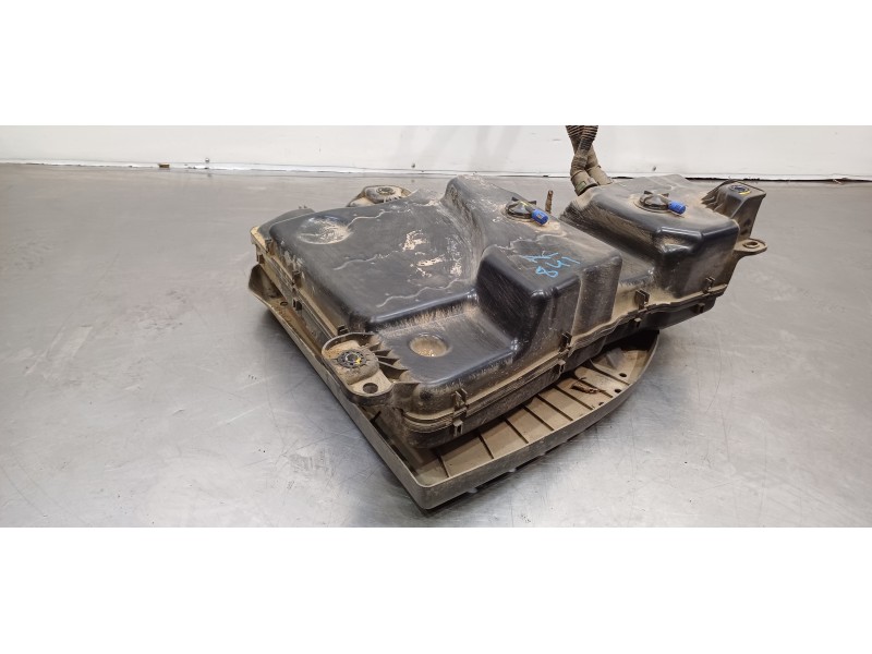 Recambio de deposito aditivo adblue fap ( deposito grande ) para skoda kodiaq style 4x4 referencia OEM IAM 5QF131877H  