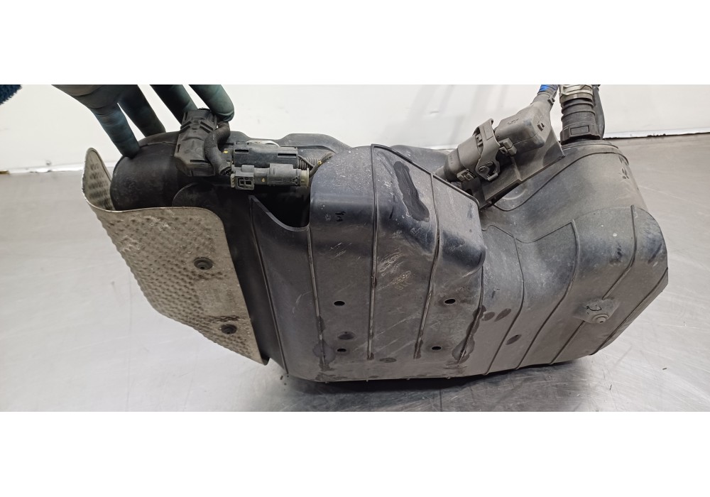 Recambio de deposito aditivo adblue fap ( deposito grande ) para kia ceed sportswagon tech referencia OEM IAM 31550G4950 31500G4