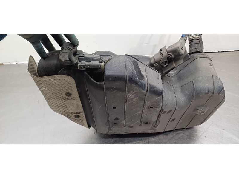 Recambio de deposito aditivo adblue fap ( deposito grande ) para kia ceed sportswagon tech referencia OEM IAM 31550G4950 31500G4