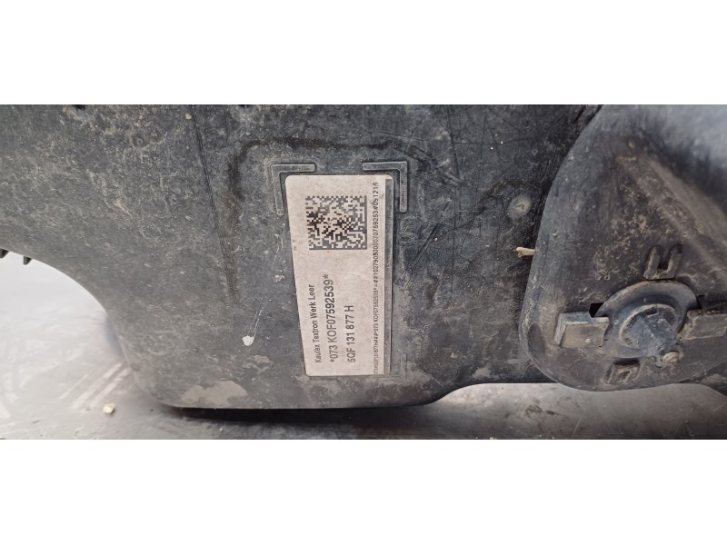 Recambio de deposito aditivo adblue fap ( deposito grande ) para volkswagen tiguan edition bmt referencia OEM IAM 5QF131877H  