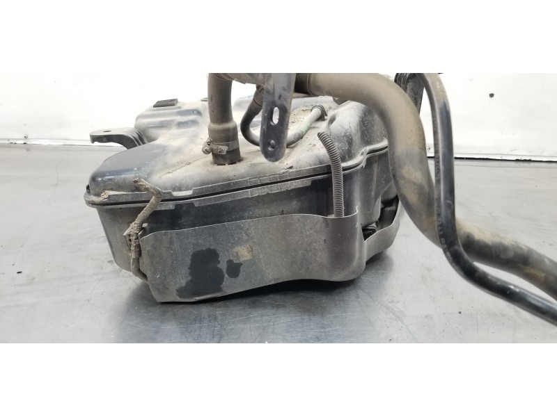 Recambio de deposito aditivo adblue fap ( deposito grande ) para bmw serie 1 lim. (f40) 116d referencia OEM IAM 16197935103  