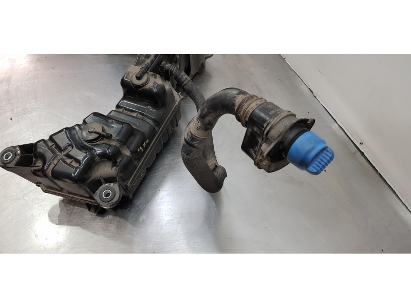 Recambio de deposito aditivo adblue fap ( deposito grande ) para dacia lodgy comfort referencia OEM IAM 172A21120R  