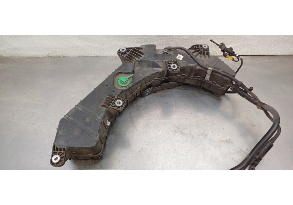 Recambio de deposito aditivo adblue fap ( deposito grande ) para renault scenic iv grand zen referencia OEM IAM 172A20026R 172A2