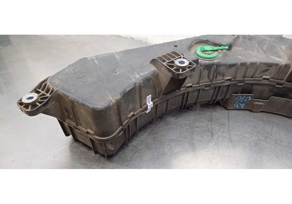 Recambio de deposito aditivo adblue fap ( deposito grande ) para renault scenic iv grand zen referencia OEM IAM 172A20026R 172A2