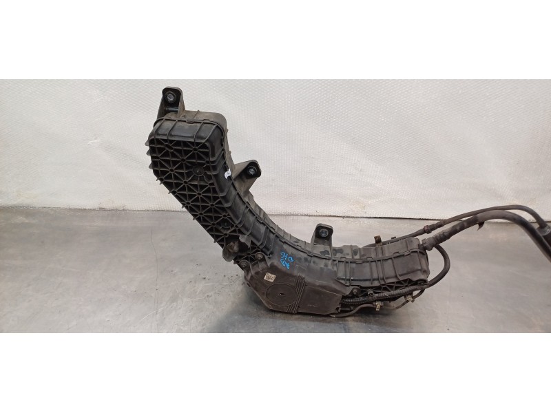 Recambio de deposito aditivo adblue fap ( deposito grande ) para renault scenic iv grand zen referencia OEM IAM 172A20026R 172A2