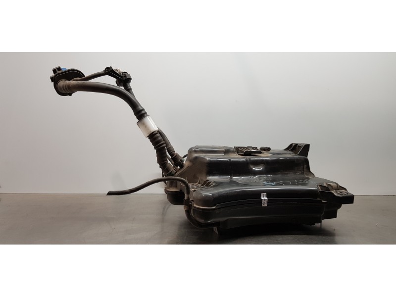 Recambio de deposito aditivo adblue fap ( deposito grande ) para seat leon sportstourer (kl8) xcellence referencia OEM IAM 5Q013