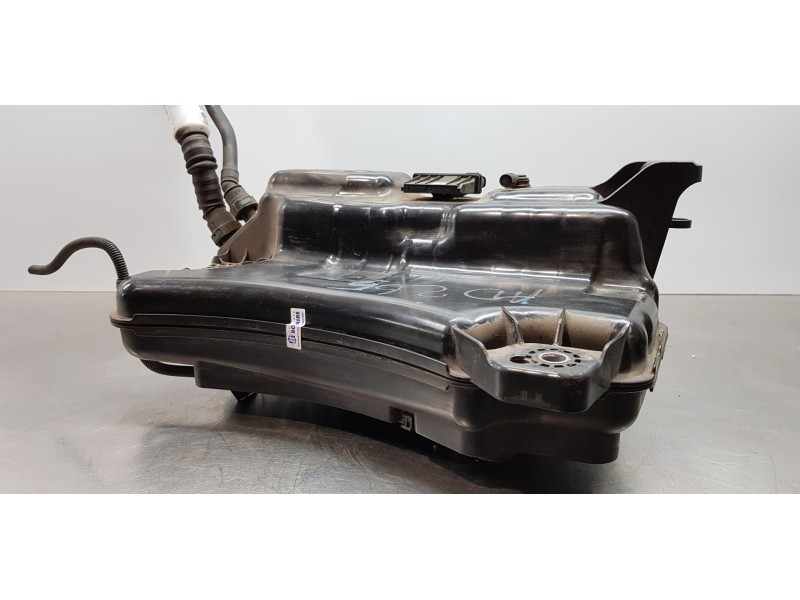 Recambio de deposito aditivo adblue fap ( deposito grande ) para seat leon sportstourer (kl8) xcellence referencia OEM IAM 5Q013