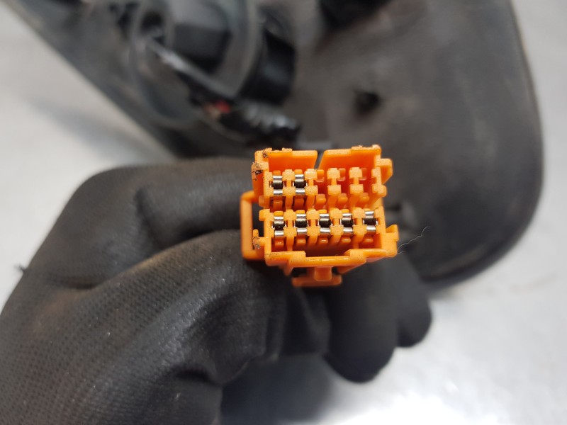 Recambio de retrovisor derecho para peugeot 206 cc xs referencia OEM IAM 8149JW  